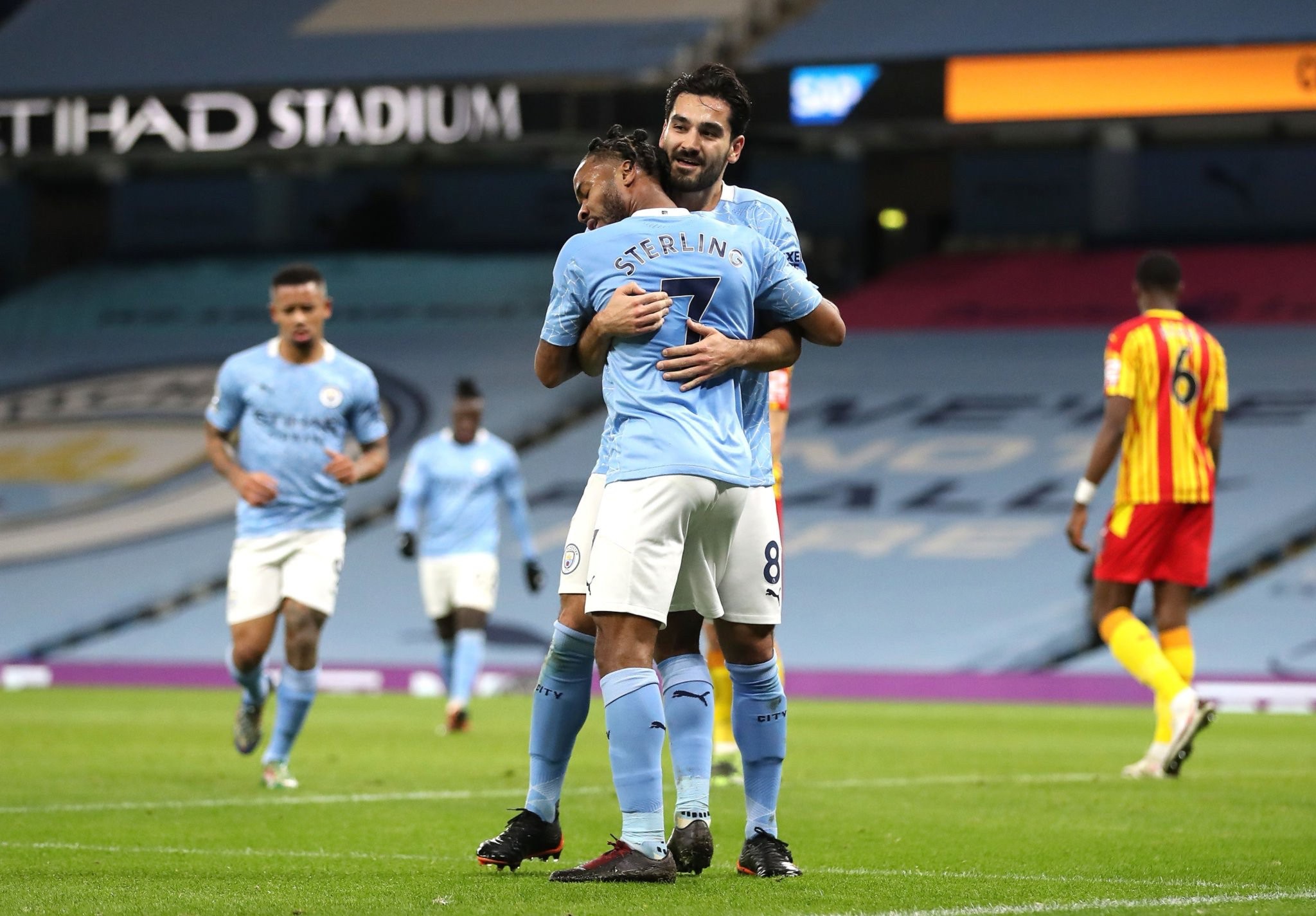 是现代篮球 是现代篮球