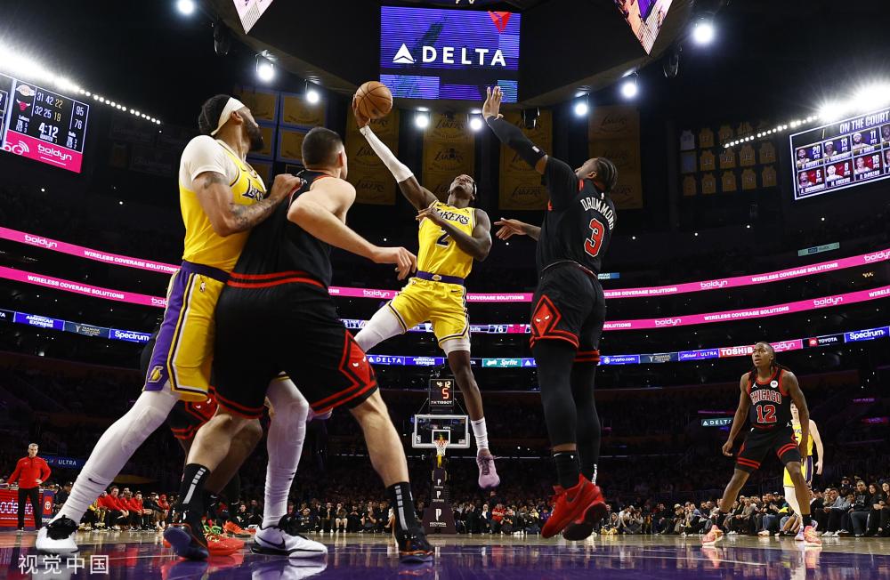 让1追2！李诗沣2-1逆转拉克什亚 晋级中国公开赛16强