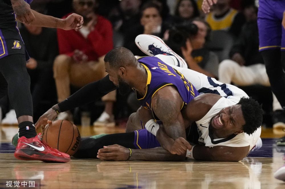 随着曼城1-2遭绝杀，森林0-3主场惨败，英超最新积分榜出炉！